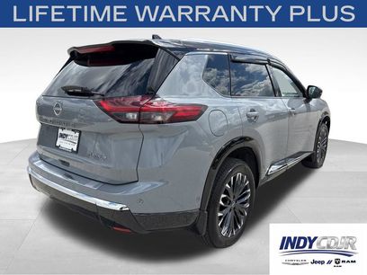 Used 2025 Nissan Rogue Platinum w/ Tech Package