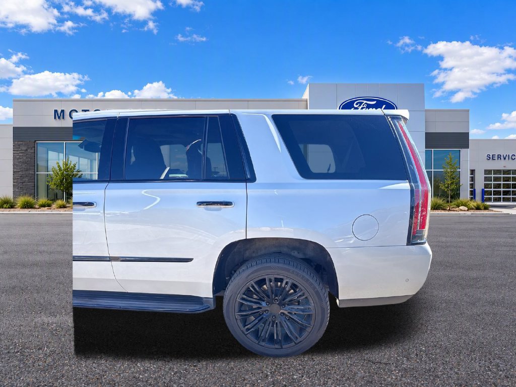 Used 2019 Cadillac Escalade Luxury RWD image 38
