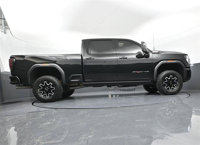 Used 2024 GMC Sierra 2500 AT4X AWD/4WD image 40