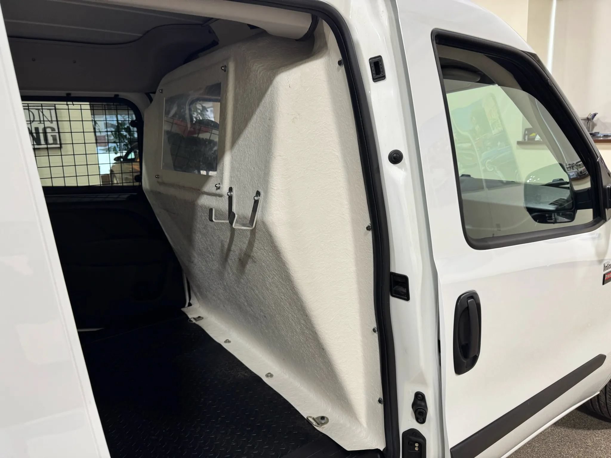Used 2019 RAM ProMaster City Tradesman SLT FWD image 20