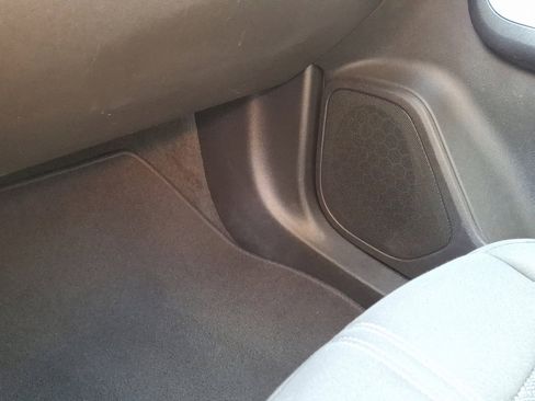 Used 2019 Chevrolet Blazer LT image 31