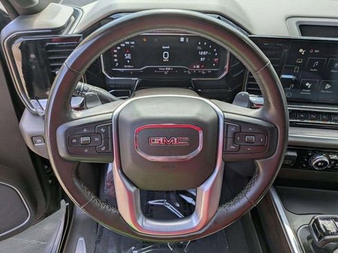 Certified 2022 GMC Sierra 1500 SLT w/ SLT Premium Plus Package AWD/4WD image 16