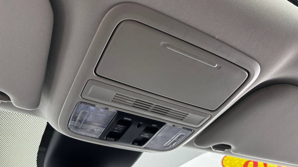 Used 2026 Honda Odyssey EX-L image 26