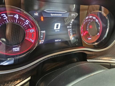 Used 2016 Dodge Challenger SRT Hellcat RWD image 15