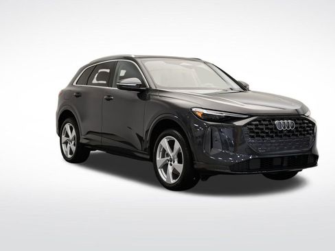Used 2025 Audi Q5 Premium Plus w/ Premium Plus AWD/4WD image 7