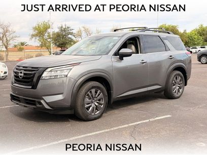 Certified 2022 Nissan Pathfinder SV w/ SV Black Package