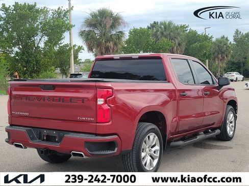 Used 2020 Chevrolet Silverado 1500 Custom w/ Custom Value Package RWD image 6