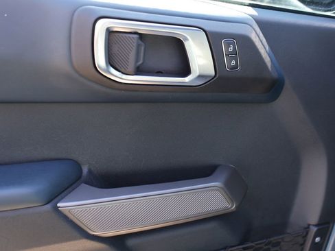 Used 2023 Ford Bronco Outer Banks image 27