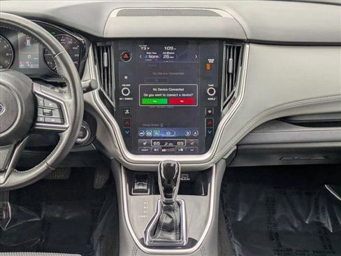 Used 2025 Subaru Outback Premium image 14