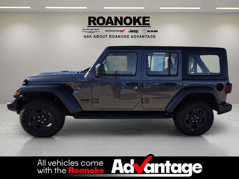 Used 2025 Jeep Wrangler Sport image 6