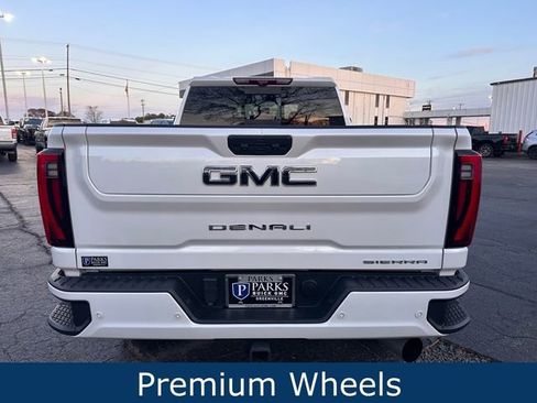 Certified 2024 GMC Sierra 2500 Denali Ultimate image 11