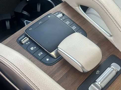 Used 2022 Mercedes-Benz GLS 450 4MATIC image 29