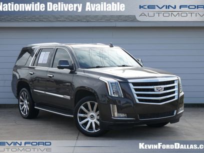 Used 2016 Cadillac Escalade Luxury