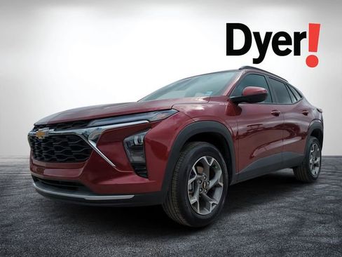 Certified 2025 Chevrolet Trax LT image 8