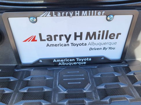 Used 2021 Toyota Tacoma TRD Sport w/ Technology Package image 22