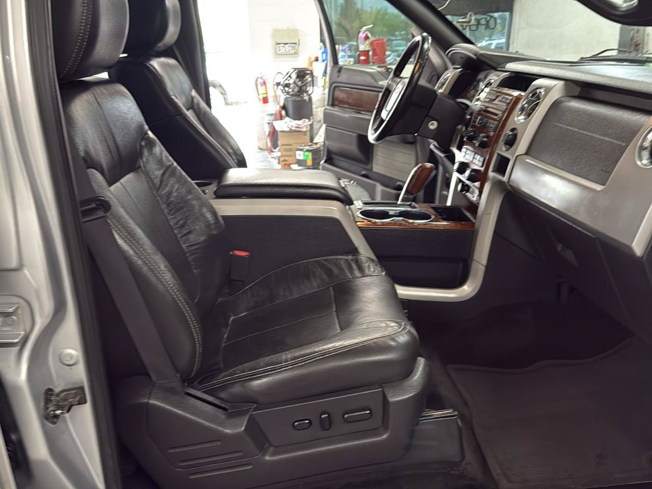 Used 2010 Ford F150 Lariat AWD/4WD image 45