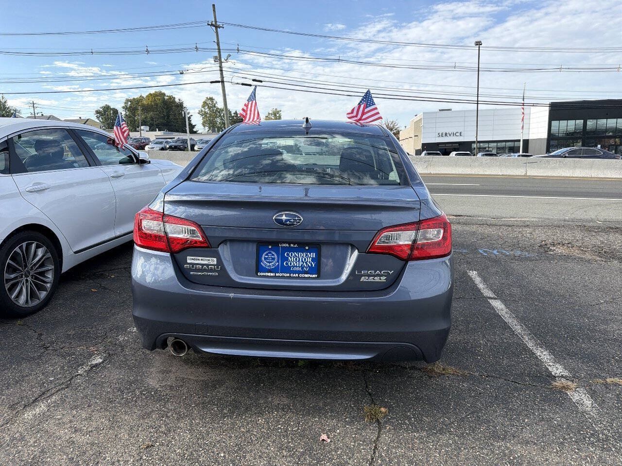 Used 2016 Subaru Legacy 2.5i Premium AWD/4WD image 4