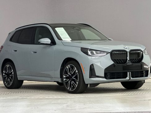 Used 2025 BMW X3 xDrive30i w/ M Sport Package AWD/4WD image 6
