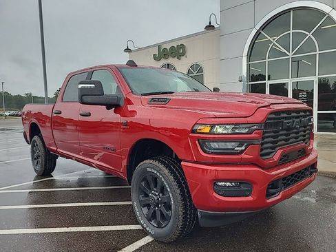 New 2026 RAM 2500 Big Horn AWD/4WD image 2