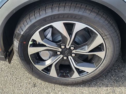 New 2026 Ford Mustang Mach-E Select image 11