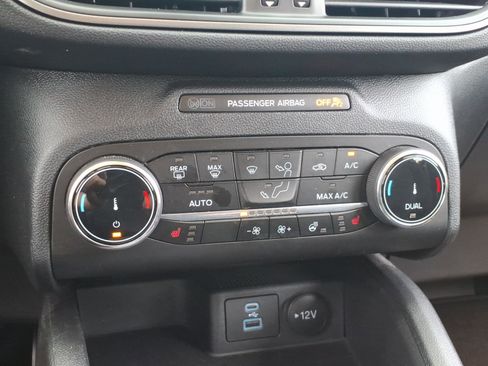 Used 2023 Ford Escape Active AWD/4WD image 17