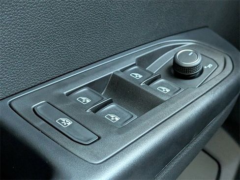 New 2026 Volkswagen Taos S image 25