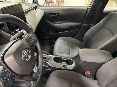 Used 2024 Toyota Corolla LE image 12