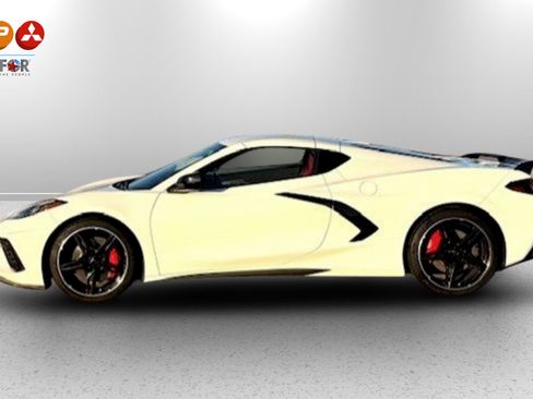 Used 2022 Chevrolet Corvette 2LT w/ Z51 Performance Package image 6