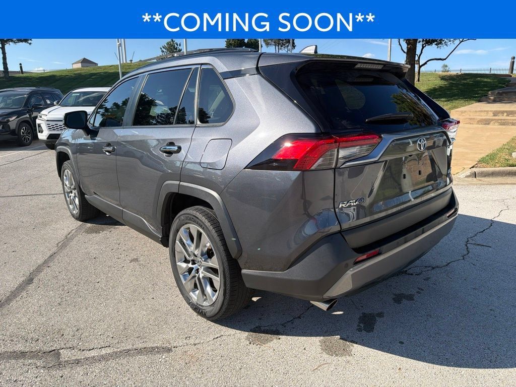 Certified 2021 Toyota RAV4 Limited AWD/4WD image 9