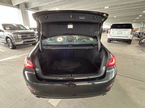 Used 2019 BMW 330i Sedan w/ Convenience Package image 34