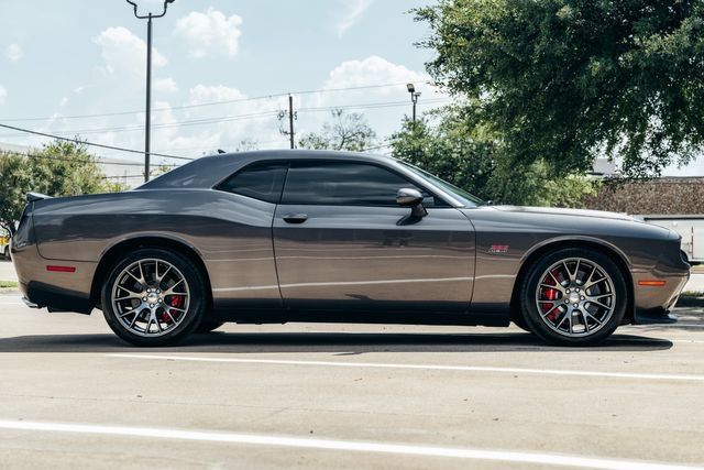Used 2015 Dodge Challenger SRT w/ Technology Group RWD image 64