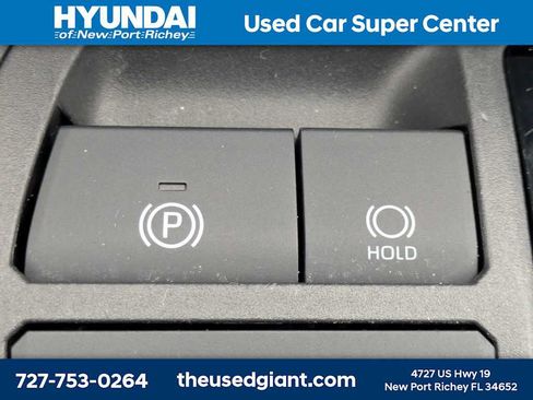 Used 2024 Toyota RAV4 AWD Hybrid image 27