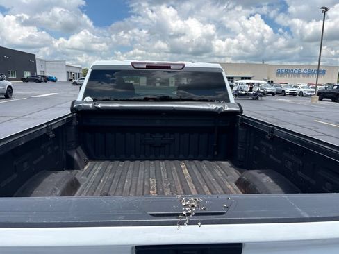 Used 2022 Chevrolet Silverado 2500 LT w/ Convenience Package AWD/4WD image 12