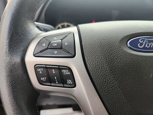 Used 2019 Ford Ranger XLT w/ Equipment Group 302A Luxury image 16