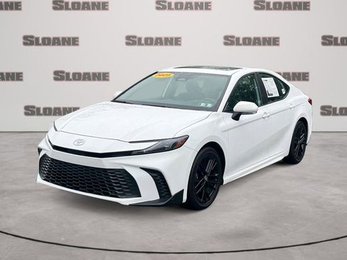 Used 2025 Toyota Camry SE w/ Multimedia Upgrade Package FWD image 1