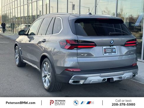 New 2026 BMW X5 xDrive50e image 4