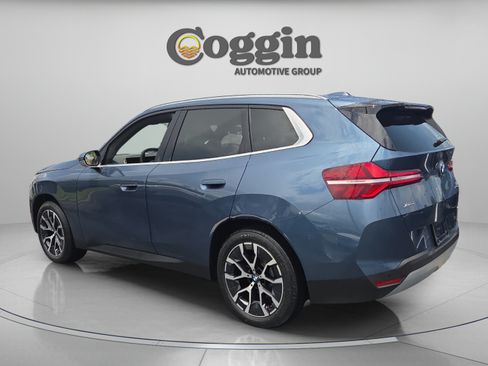 Certified 2025 BMW X3 xDrive30i w/ Convenience Package AWD/4WD image 3