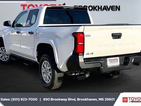 New 2026 Toyota Tacoma SR image 3