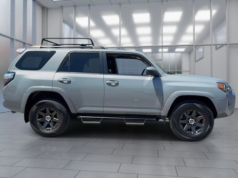 Used 2021 Toyota 4Runner Trail Special Edition AWD/4WD image 3