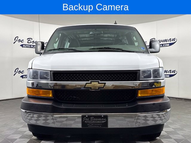 Used 2021 Chevrolet Express 2500 w/ Driver Convenience Package RWD image 4