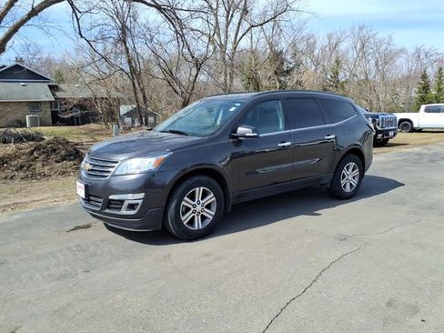 Used 2016 Chevrolet Traverse LT image 8