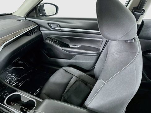 Used 2023 Nissan Altima 2.5 SV FWD image 22