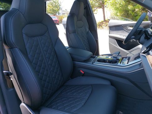 New 2026 Audi SQ8 Premium Plus AWD/4WD image 10