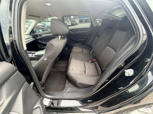 Used 2018 Honda Accord LX image 48