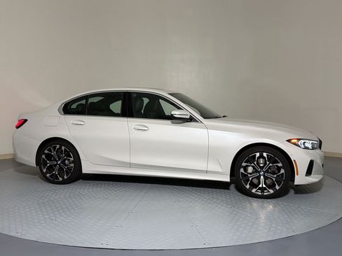 Used 2026 BMW 330i Sedan RWD image 20