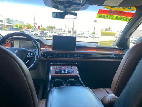 Used 2022 Lincoln Aviator Reserve w/ Equipment Group 201A image 18