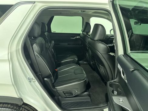 Used 2025 Hyundai Palisade Limited FWD image 25