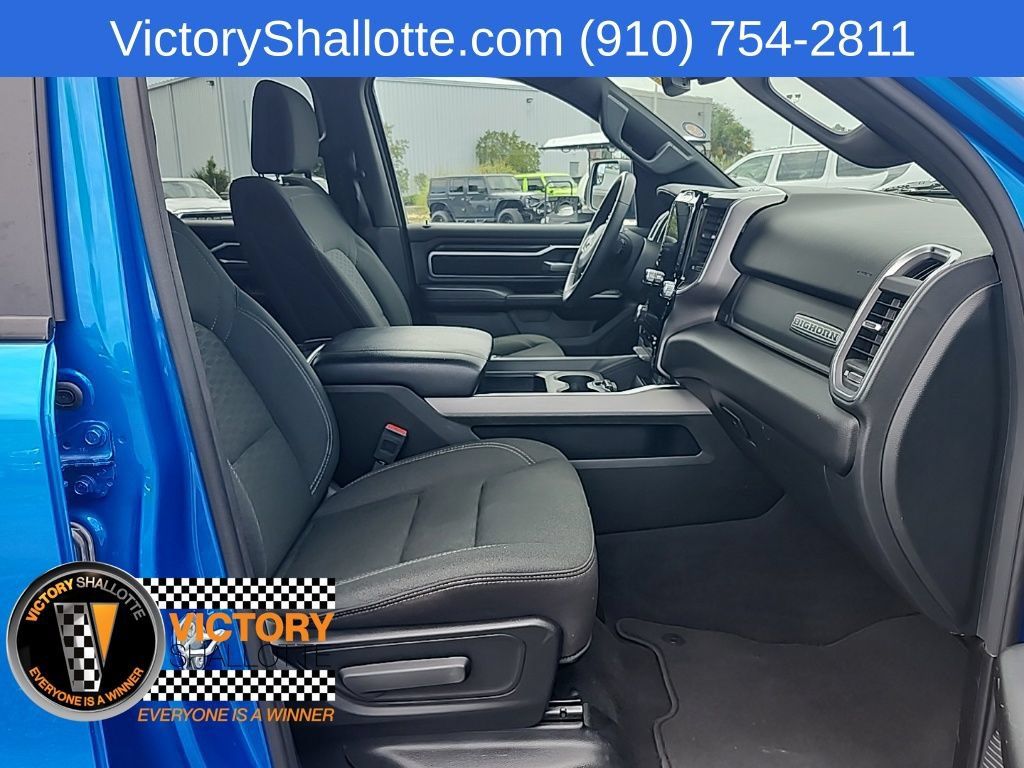 Used 2025 RAM 1500 Big Horn AWD/4WD image 36