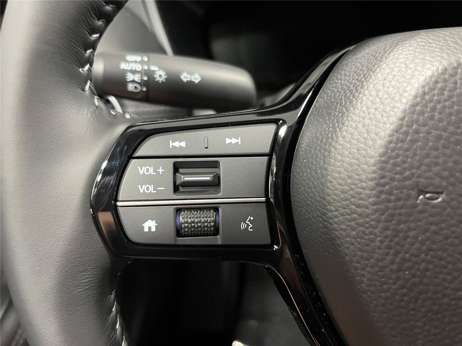 New 2027 Honda HR-V EX-L image 8