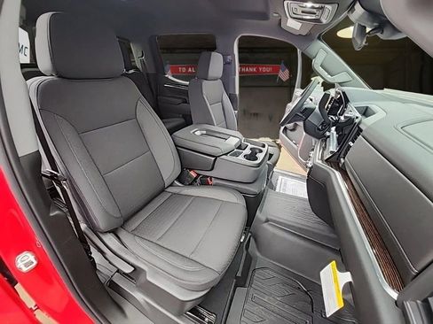 New 2026 GMC Sierra 1500 SLE w/ Preferred Package AWD/4WD image 9
